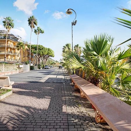 Apartmán Casa Laura Elena San Bartolomeo Al Mare Exteriér fotografie