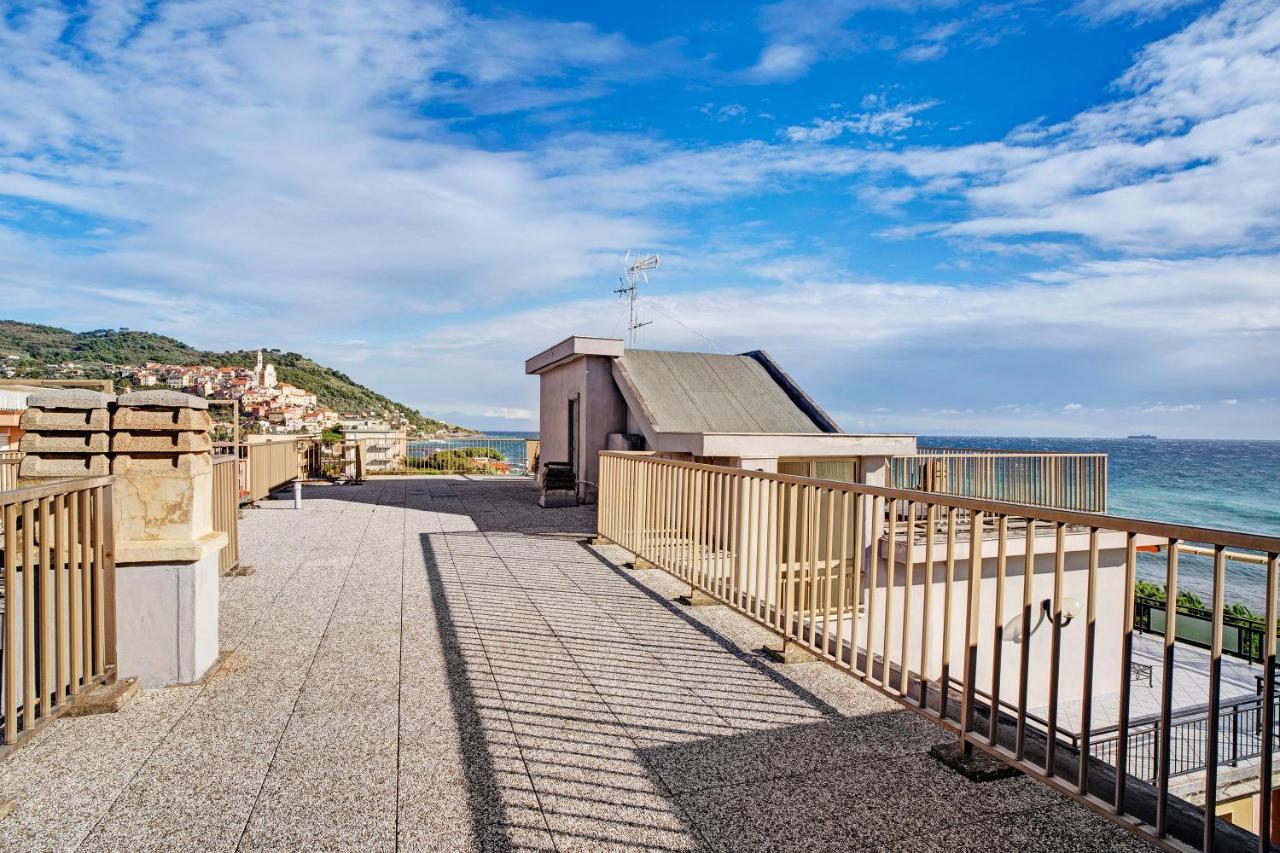 Apartmán Casa Laura Elena San Bartolomeo Al Mare Exteriér fotografie